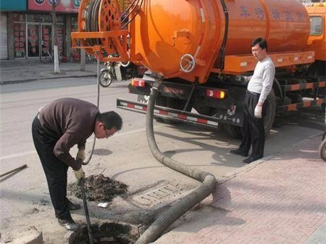 利国镇清掏化粪池，健康生活从这里开始